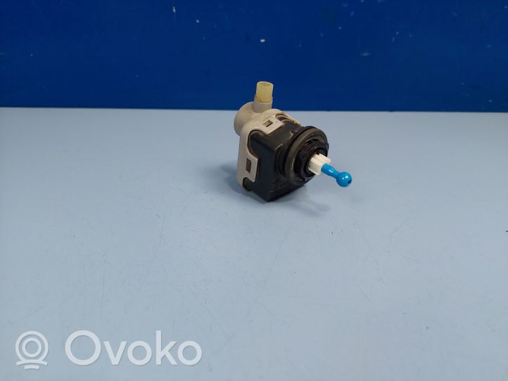 Nissan Almera Tino Motorino di regolazione assetto fari 26056BU005