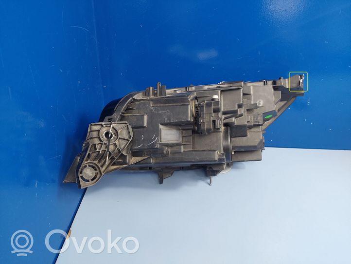 Peugeot 208 Phare frontale 9833036180