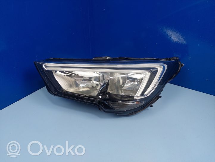 Opel Crossland X Lampa przednia 13467967