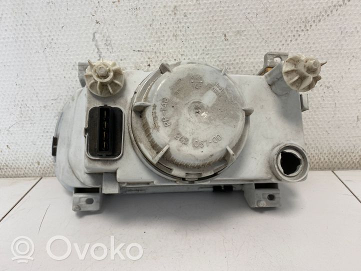 Skoda Felicia II Lampa przednia 301246052