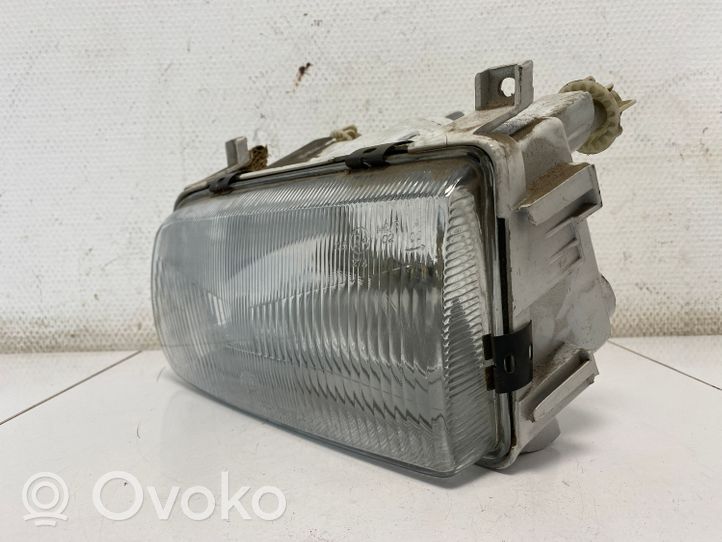 Skoda Felicia II Lampa przednia 301246051