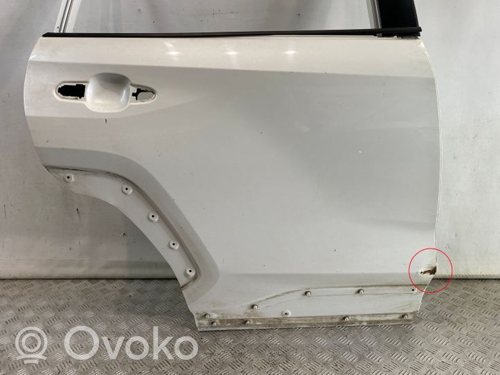 Toyota RAV 4 (XA50) Portiera posteriore 6700342190