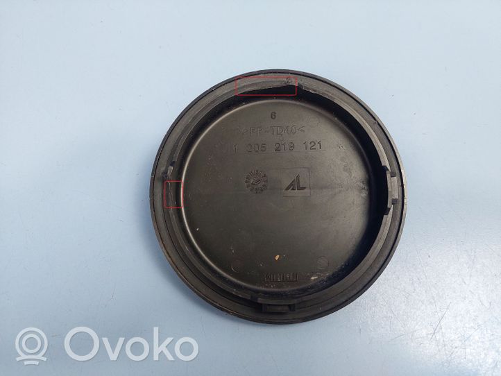 Mercedes-Benz C W204 Osłona żarówki lampy przedniej 1305219121