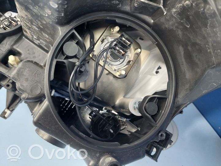 Opel Crossland X Lampa przednia 13467968