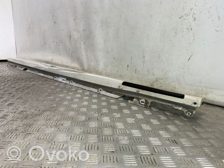 BMW 7 G11 G12 Sill 8059980