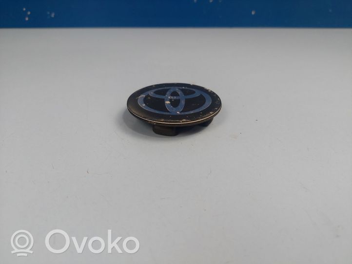 Toyota Corolla Verso AR10 Borchia ruota originale PZ406E96701C