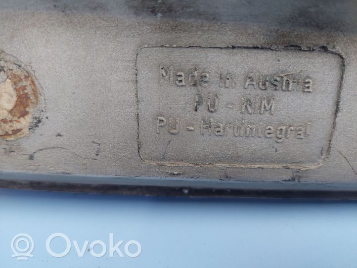 Mitsubishi Pajero Maskownica / Grill / Atrapa górna chłodnicy MZ312419