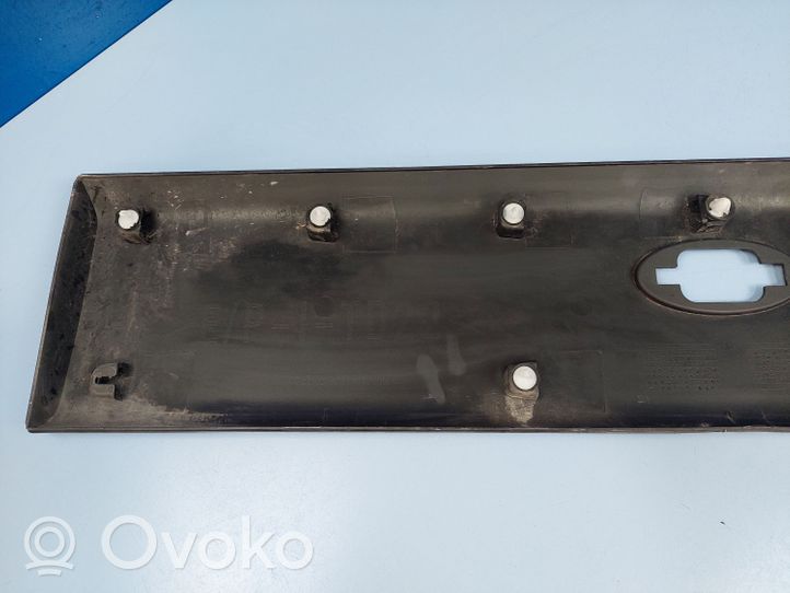 Opel Movano B Rear door trim (molding) 768F30003F