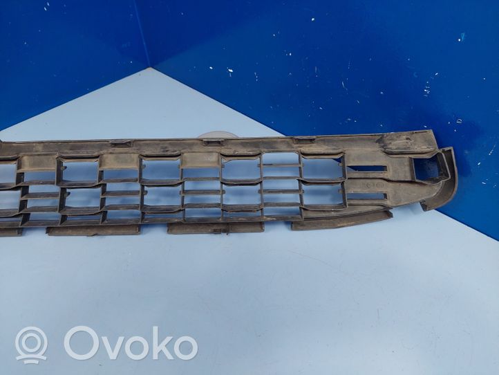 Mitsubishi ASX Grille inférieure de pare-chocs avant 6402A317