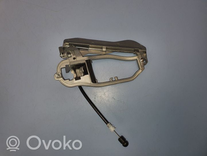 BMW X5 E53 Rear door exterior handle/bracket 51228243636