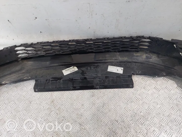 Volkswagen Tiguan Etupuskurin alempi jäähdytinsäleikkö 5NA805903