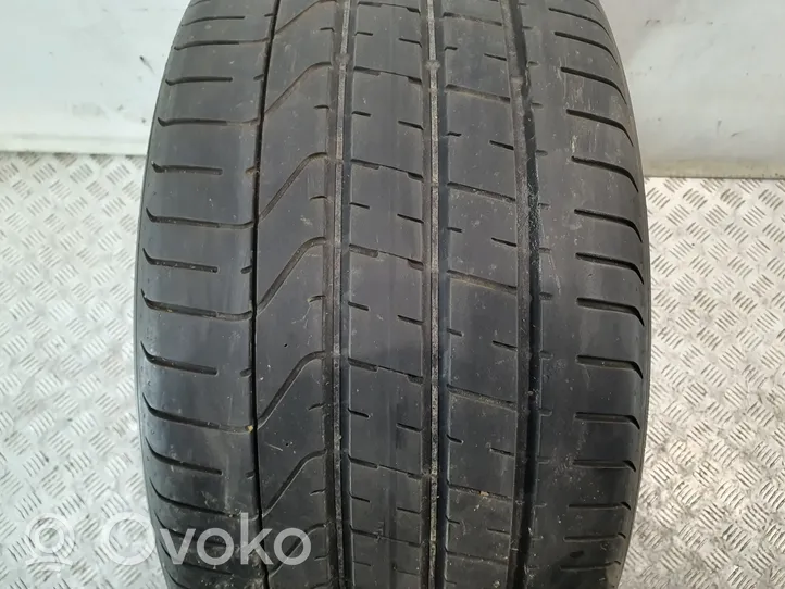 Volkswagen Touareg II Opony letnie R22 PIRELLI