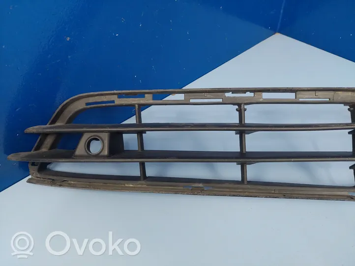 Volvo S60 Front bumper lower grill 31323859