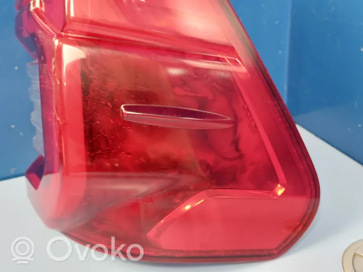 Toyota Hilux (AN120, AN130) Lampa tylna 915500K730
