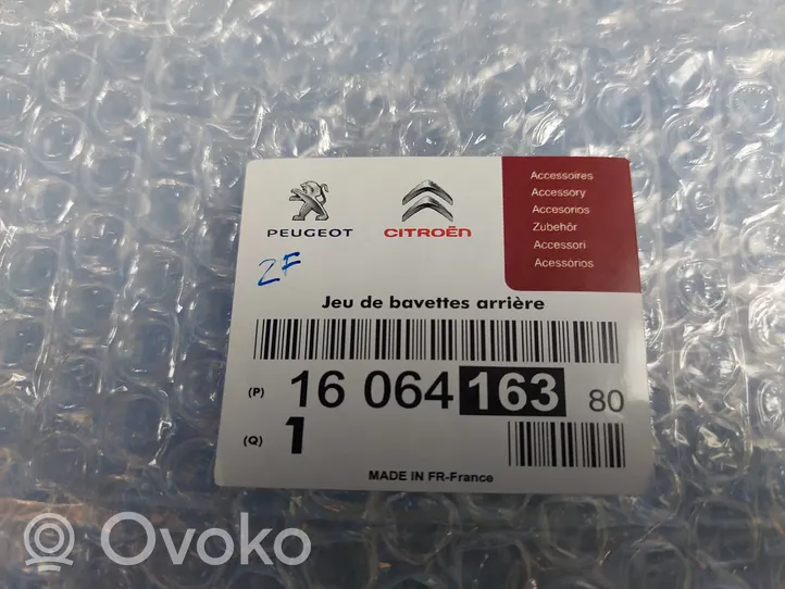 Peugeot 208 Aizmugurējais dubļusargs 1606416380