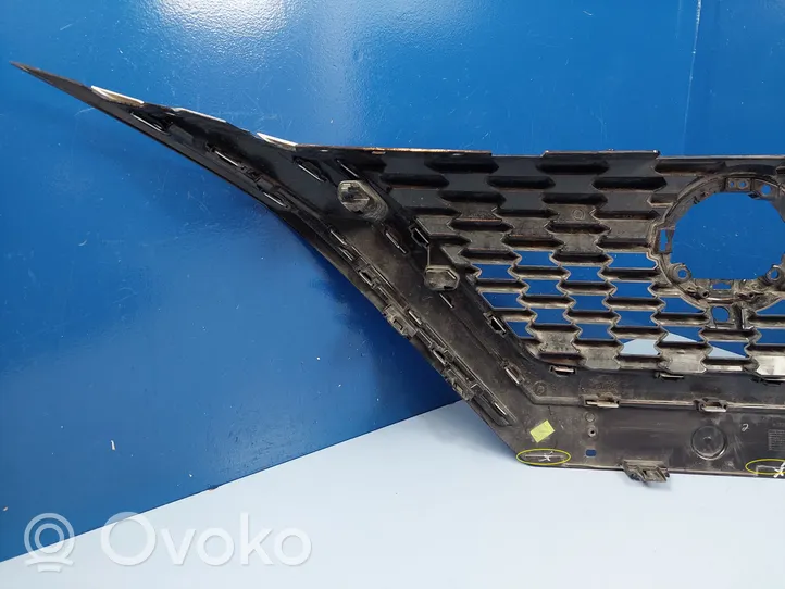 Nissan Qashqai J12 Grille calandre supérieure de pare-chocs avant 623106UAA