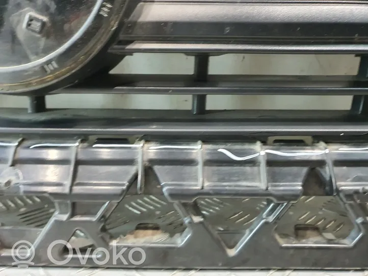 Volkswagen Crafter Maskownica / Grill / Atrapa górna chłodnicy 7C0853653J