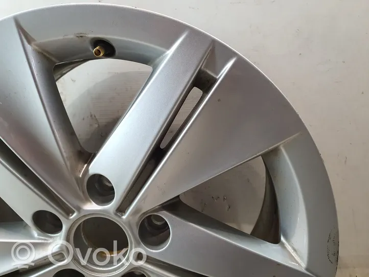 Volkswagen Golf VII Felgi aluminiowe R16 5H0601025