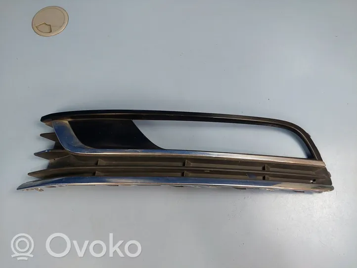 Volkswagen PASSAT B7 Front fog light trim/grill 3AA853665A