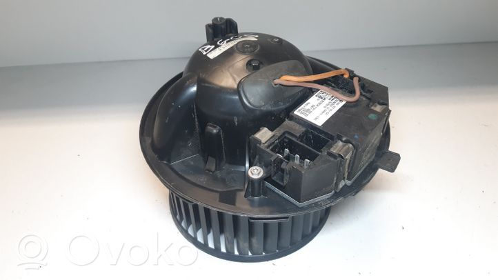 Volkswagen PASSAT B6 Mazā radiatora ventilators 3C1820015E