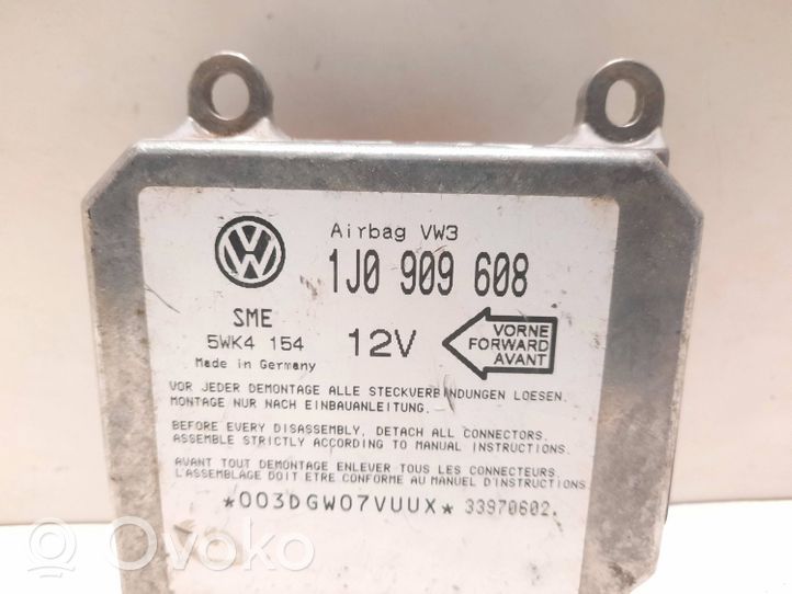 Volkswagen Golf III Module de contrôle airbag 1J0909608