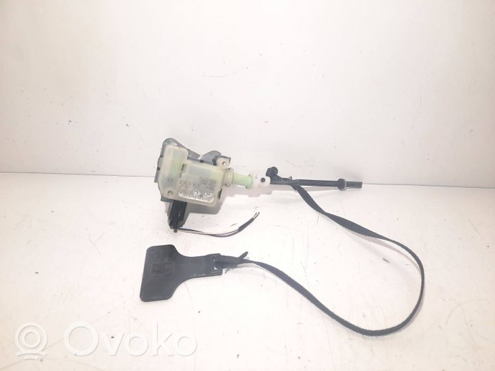 Toyota Avensis T250 Motor de la tapa sellante del depósito de combustible 7703005011