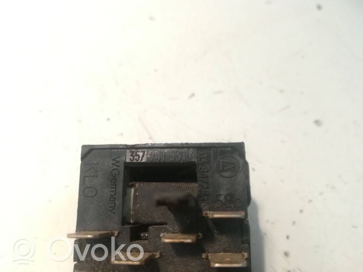 Volkswagen PASSAT B3 Przełącznik świateł 357941531A