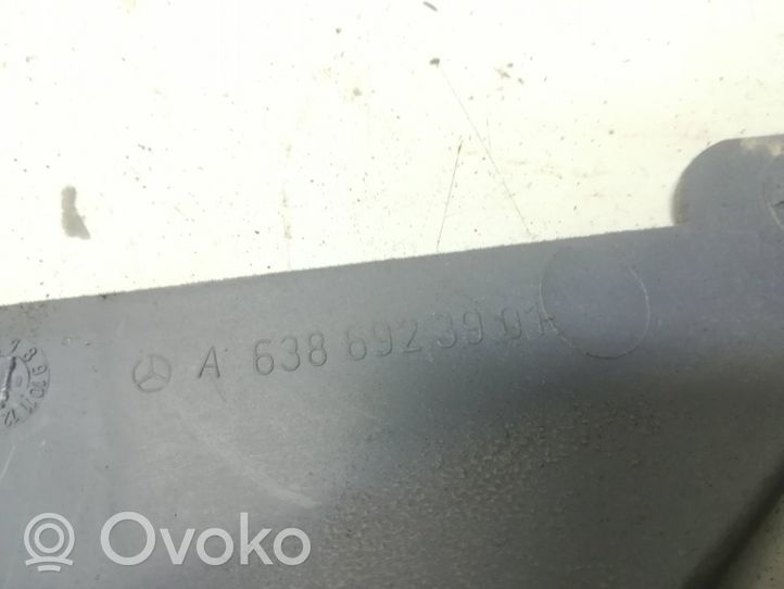 Mercedes-Benz Vito Viano W638 Osłona słupka szyby przedniej / A A6386923901