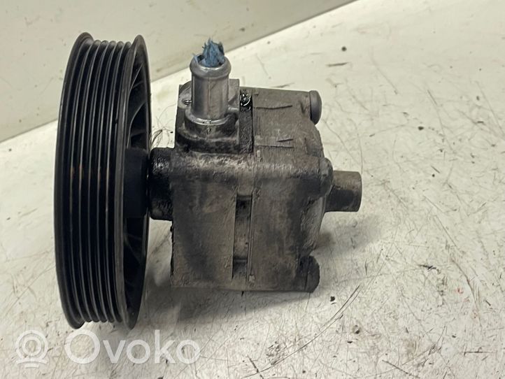 Volvo XC70 Power steering pump 30741122