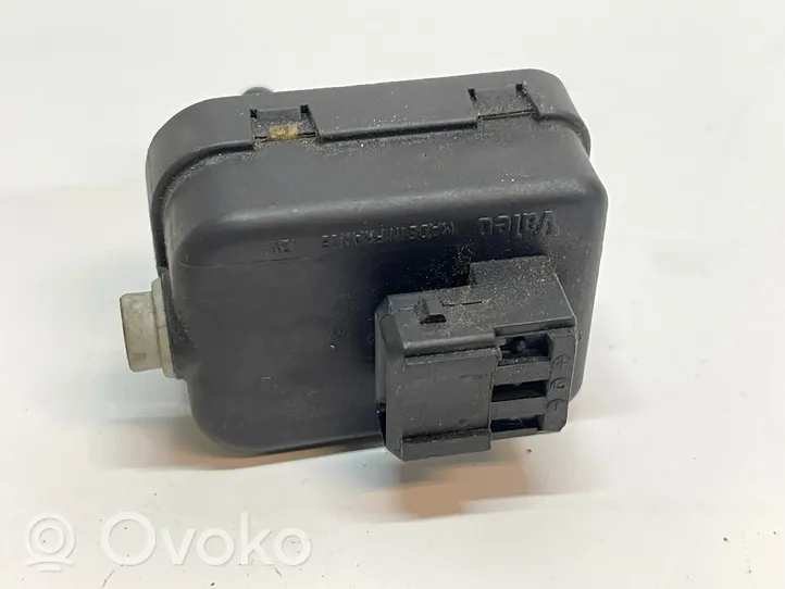 Toyota Yaris Motorino di regolazione assetto fari 69036766