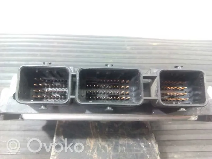 Ford Focus Sterownik / Moduł ECU 0281012486