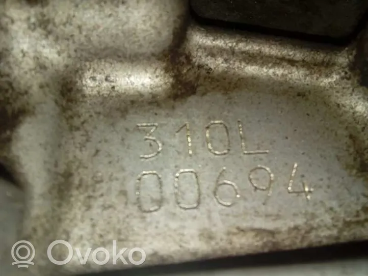 Toyota Prius (XW50) Manual 5 speed gearbox P9021310