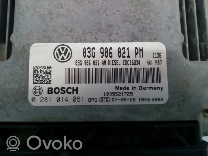 Volkswagen Jetta III Sterownik / Moduł ECU 03G906021PM