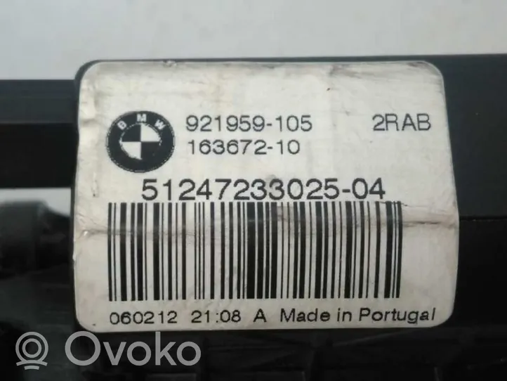 BMW X3 G01 Takaluukun lukon salvan moottori 921959105