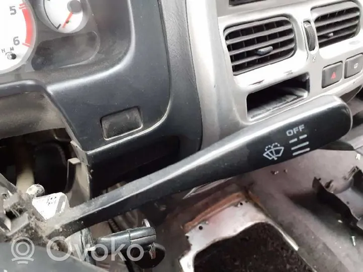 Nissan Navara Manetka / Przełącznik wycieraczek 252600W011