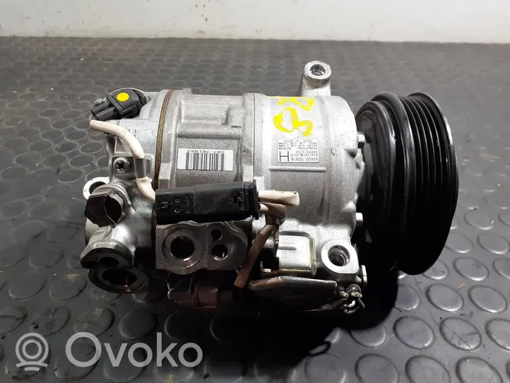 Infiniti QX30 Compresor (bomba) del aire acondicionado (A/C)) 926005DB1A