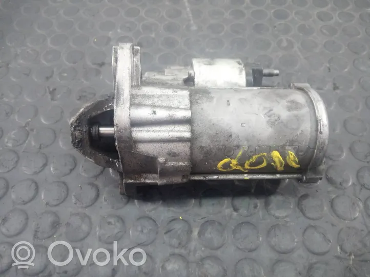 Nissan Juke I F15 Käynnistysmoottori 233004868R