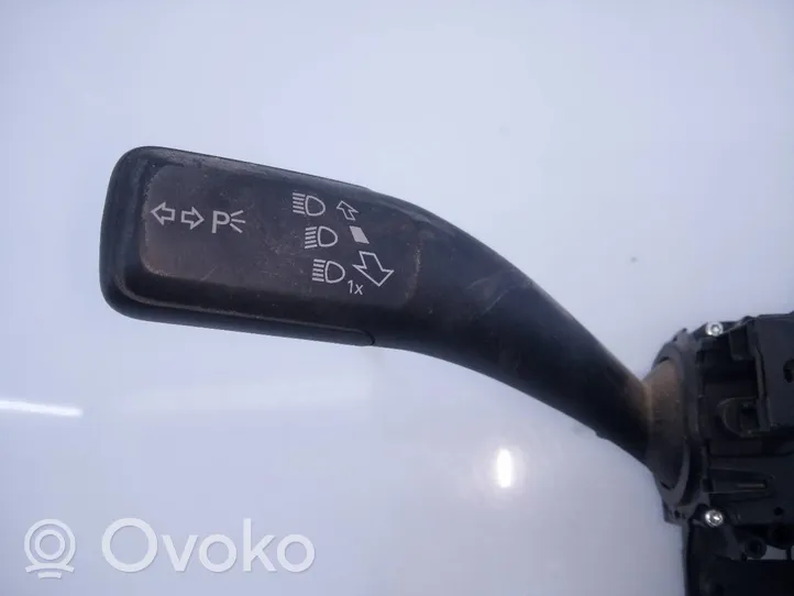 Audi Q5 SQ5 Manetka / Przełącznik kierunkowskazów 8K0853502BJ