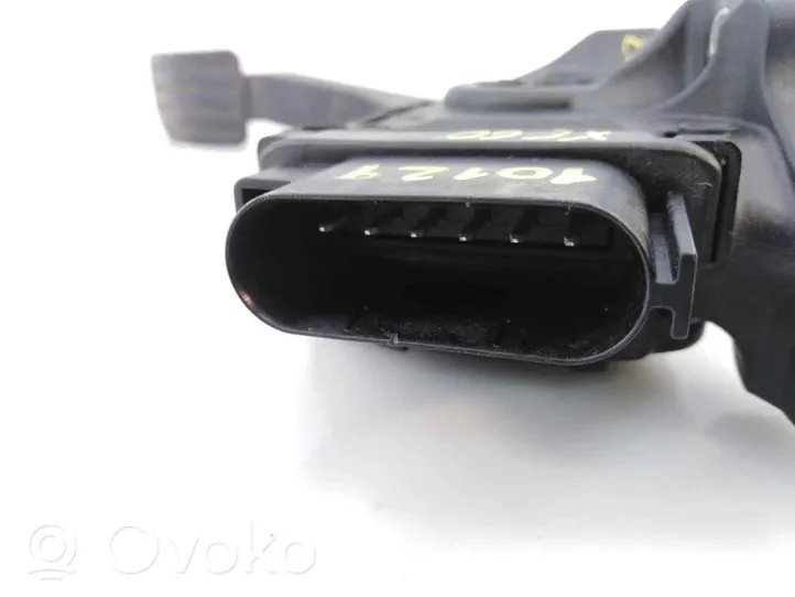 Volvo XC60 Pedale dell’acceleratore 31329061