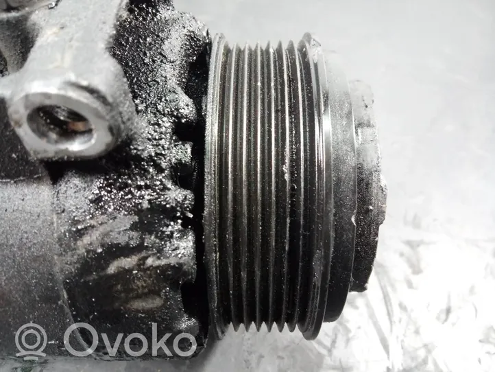 Mercedes-Benz C W204 Compressore aria condizionata (A/C) (pompa) A0022303211