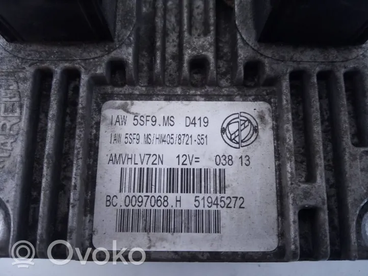 Fiat 500 Calculateur moteur ECU 51945272