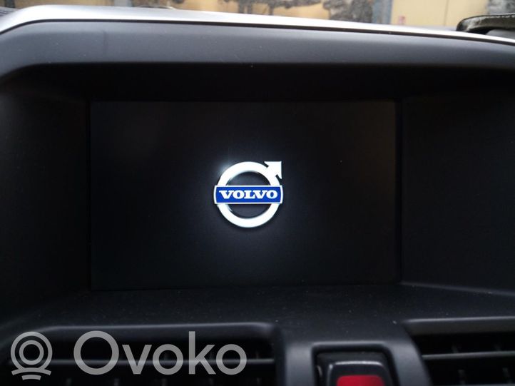 Volvo XC60 Radio/CD/DVD/GPS head unit, 267.35 € RRR