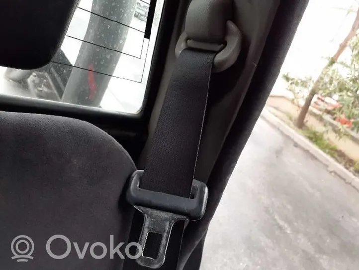 Nissan Navara Ceinture de sécurité arrière 