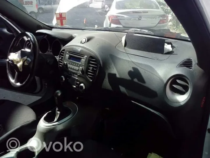 Nissan Juke I F15 Kojelauta 