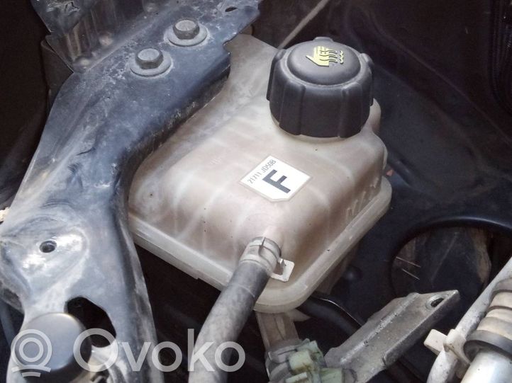 Nissan Qashqai Vase d'expansion / réservoir de liquide de