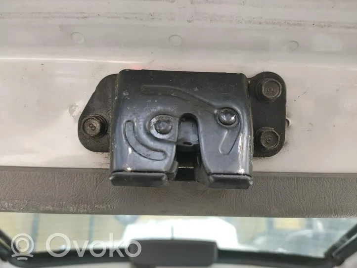 Hyundai Tucson LM Tailgate lock latch 