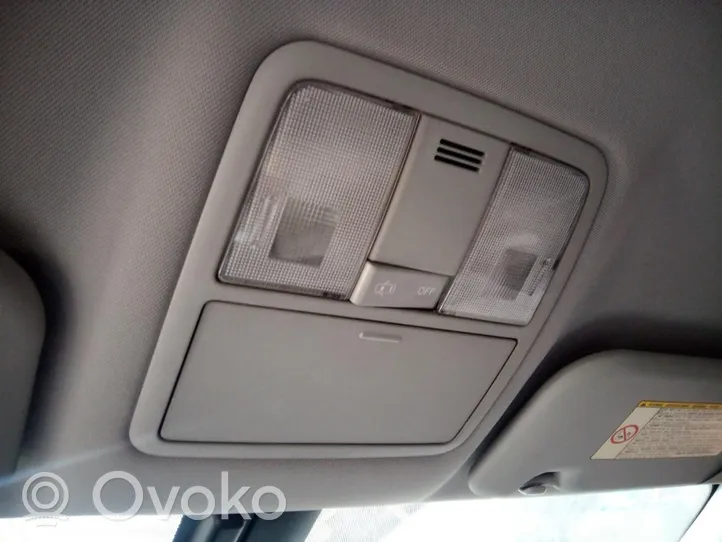 Toyota Avensis T270 Panel oświetlenia wnętrza kabiny 