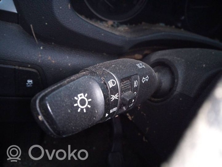 Hyundai Tucson TL Indicator stalk 