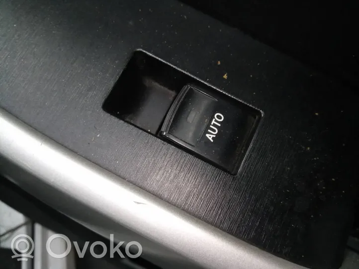 Toyota Prius (XW50) Interrupteur commade lève-vitre 