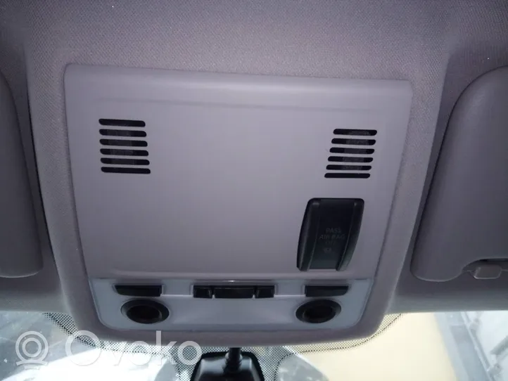 BMW X1 E84 Panel oświetlenia wnętrza kabiny 